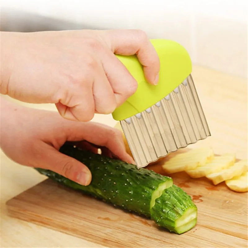 Stainless Steel Potato Chip Slicer – Crinkle Cut Wavy Cutter for Vegetables & Dough