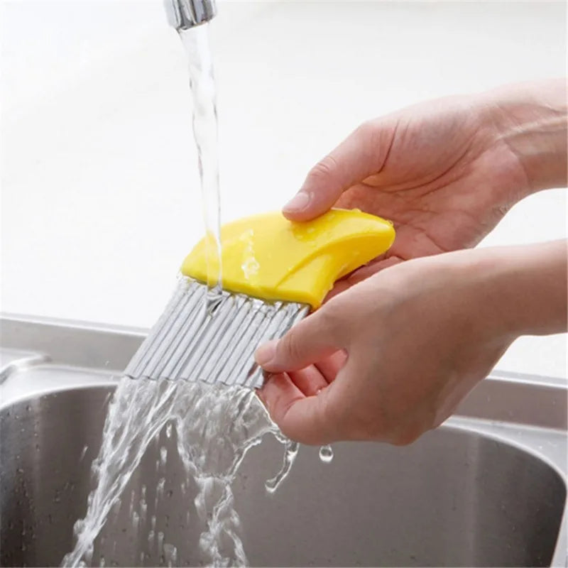 Stainless Steel Potato Chip Slicer – Crinkle Cut Wavy Cutter for Vegetables & Dough