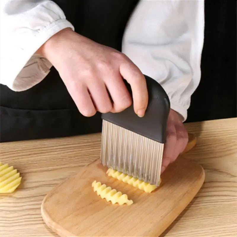 Stainless Steel Potato Chip Slicer – Crinkle Cut Wavy Cutter for Vegetables & Dough