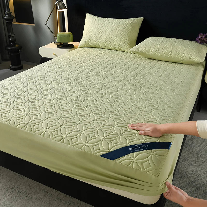 Waterproof Quilted Mattress Protector – Soft Breathable Deep-Pocket Fitted Style