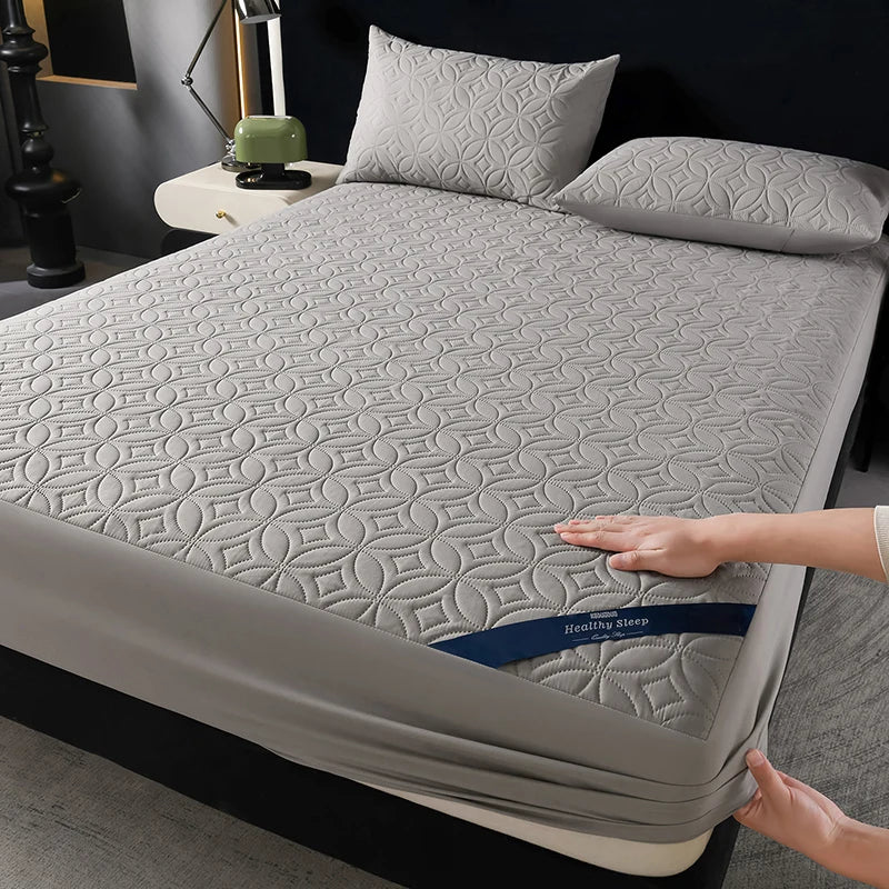 Waterproof Quilted Mattress Protector – Soft Breathable Deep-Pocket Fitted Style