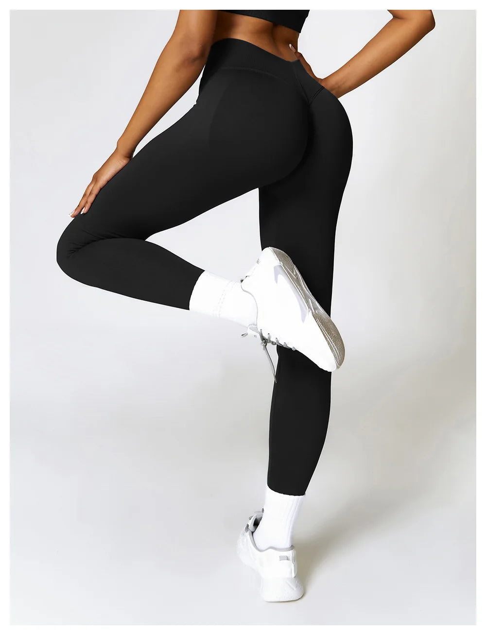 ScrunchCurve V-Back High-Waist Workout Leggings