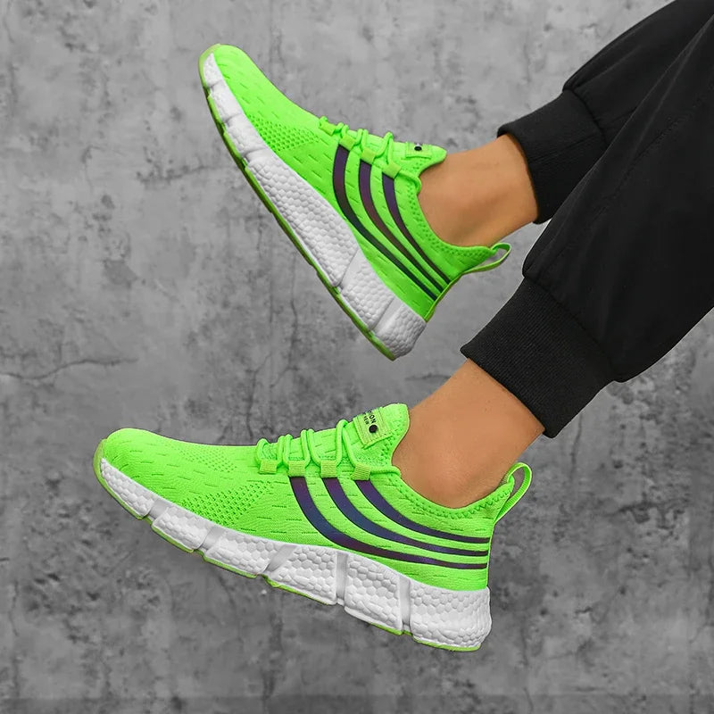 Men's Breathable Lightweight Sports Shoes