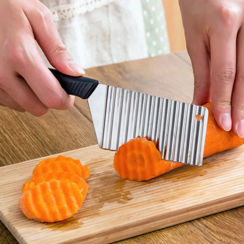 Stainless Steel Potato Chip Slicer – Crinkle Cut Wavy Cutter for Vegetables & Dough