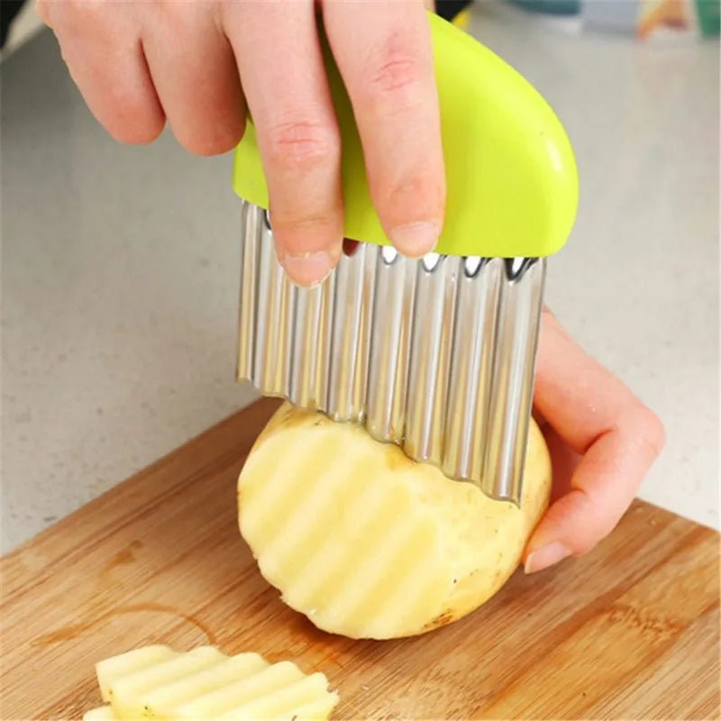 Stainless Steel Potato Chip Slicer – Crinkle Cut Wavy Cutter for Vegetables & Dough