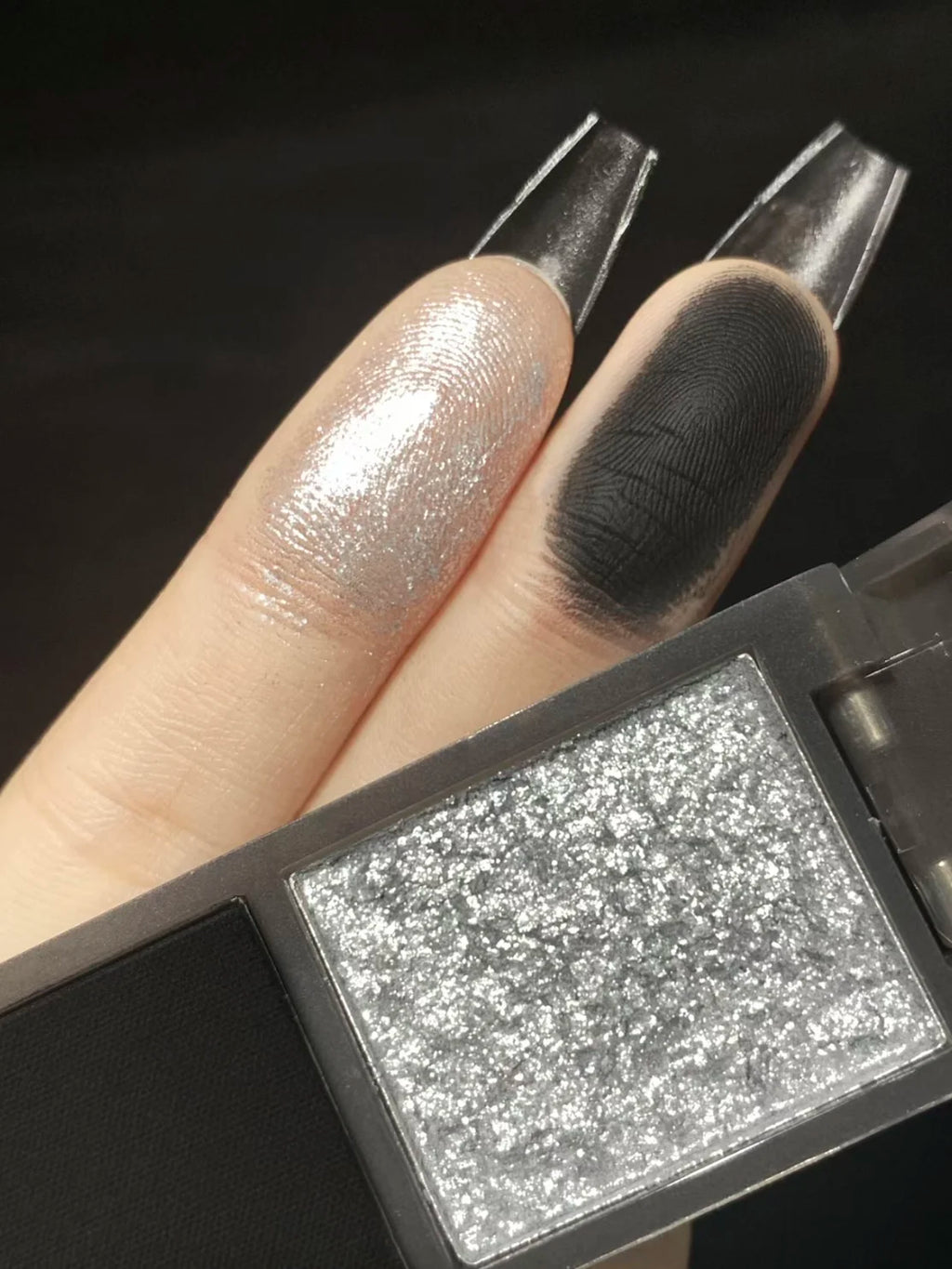 Biya 2-Color Matte Eyeshadow Palette