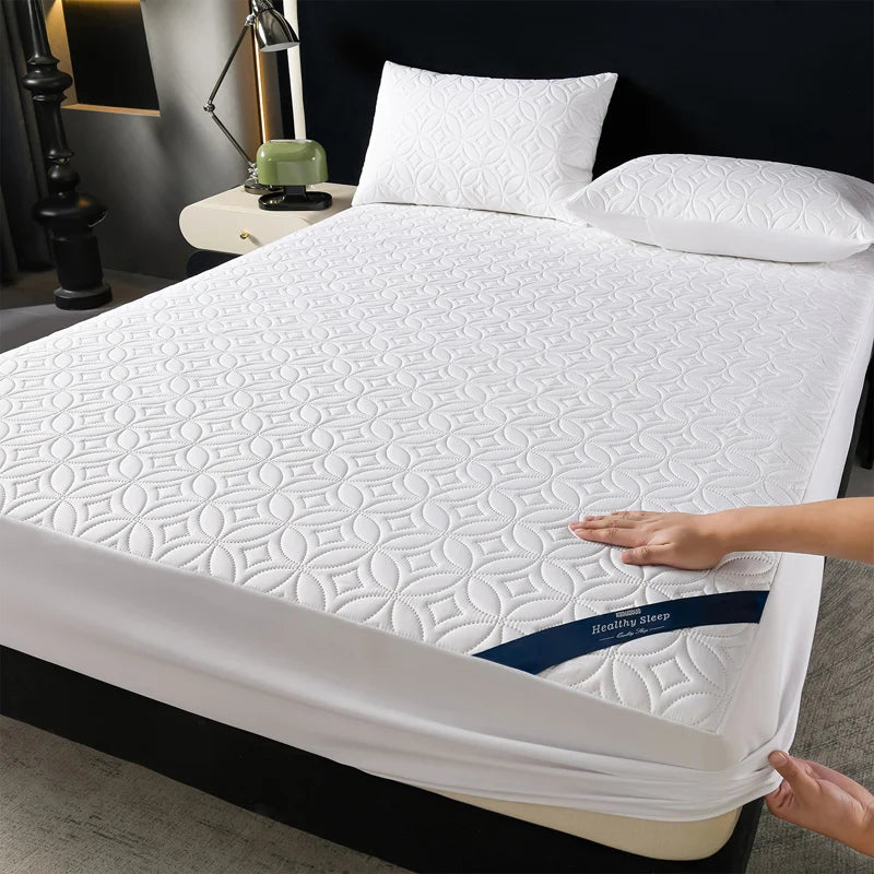 Waterproof Quilted Mattress Protector – Soft Breathable Deep-Pocket Fitted Style