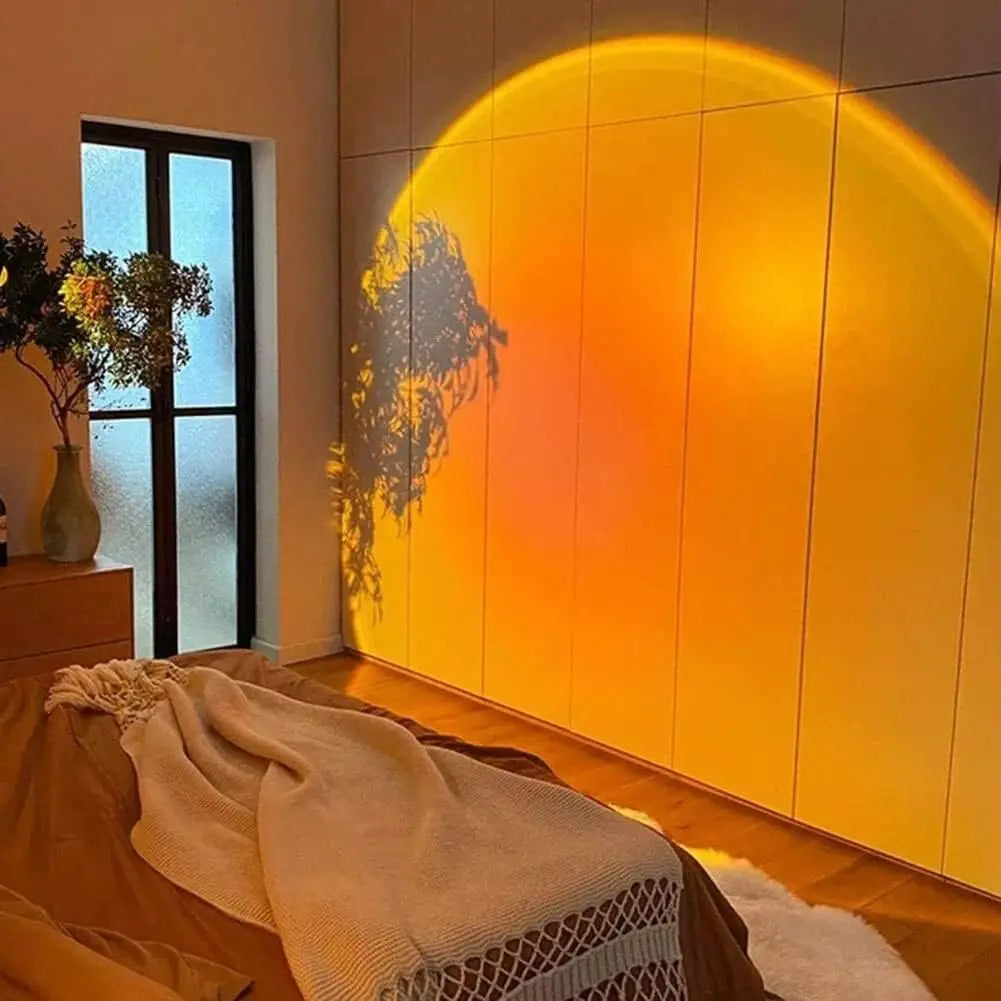 GoldenHour Sunset Projection Lamp – 360° Rotating USB Mood Light