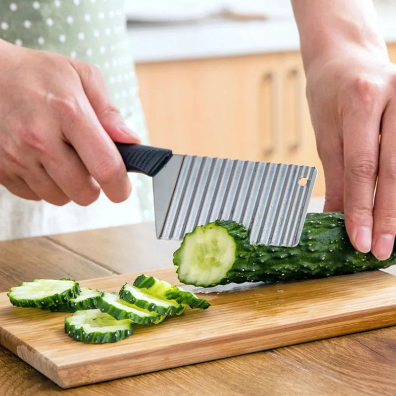 Stainless Steel Potato Chip Slicer – Crinkle Cut Wavy Cutter for Vegetables & Dough