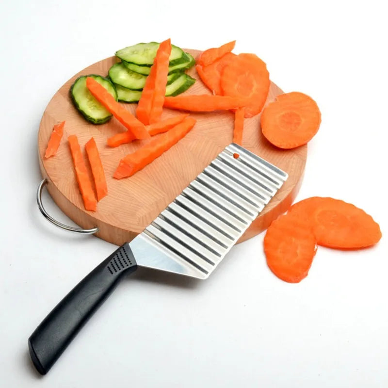 Stainless Steel Potato Chip Slicer – Crinkle Cut Wavy Cutter for Vegetables & Dough